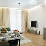 Lindi\'S Apartment 3/6